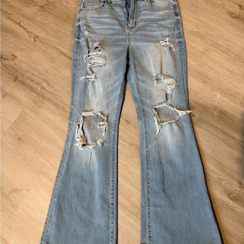 American Eagle Curvy High Rise Flare Jeans Size 9/29 Distressed Light Wash